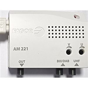 AM 221_ zesilovač, 30-38 dB, 2 vstupy BIII/DAB-UHF, 1 výstup, LTE700