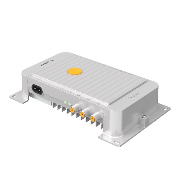 532201_ AVANT 12 digitální programovatelný zesilovač s konverzí, LTE700